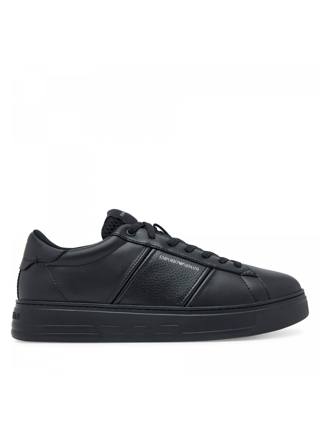 Sneakersy Emporio Armani EM003701 AF18017 MC005 Černá